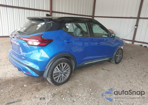 2021 Nissan Kicks Sr Xtronic Cvt z USA, uszkodzony, nr VIN 3N1CP5DV5ML467759